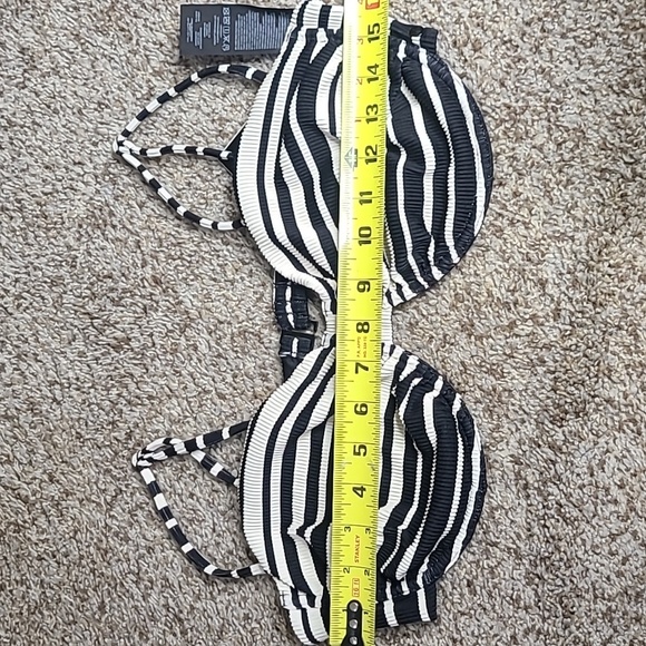 Volcom Black and White Striped Swim Top with Convertible Straps - Picture 4 of 5